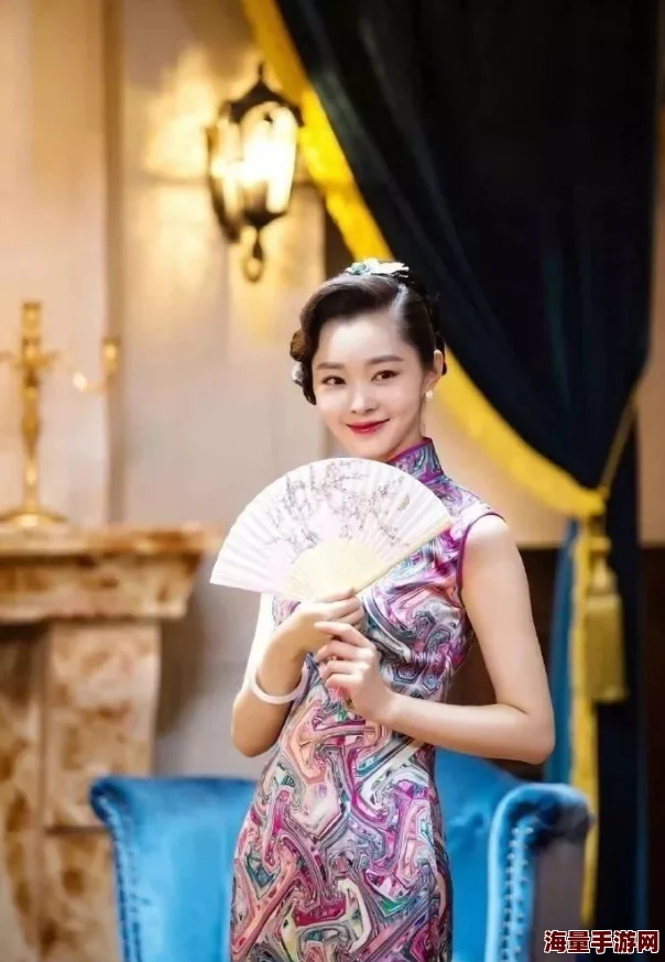 萌白酱馒头一毛无线天旗袍的特点：网友热议其独特设计与可爱风格，纷纷表示想要尝试和购买