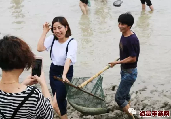 捕鱼狂欢节来袭！12月22日圣诞限定更新揭秘：全新炮台皮肤效果璀璨登场，冬日渔趣无限升级！