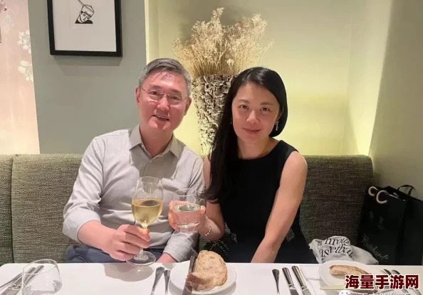 海外直播b站：某知名主播因私生活被曝光，引发粉丝热议与争议，背后真相令人震惊！