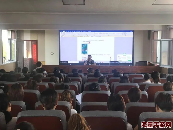 热心的朝阳群众51cgfun局长积极参与社区活动，推动社会治理创新与志愿服务发展新进展