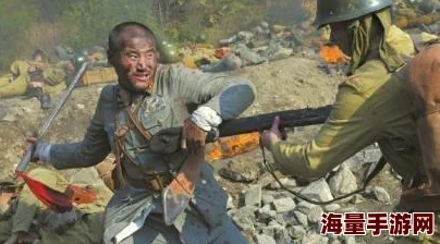 班长给我看她 摸她奶，结果让我大吃一惊，她的反应竟然如此出乎意料，让我感到无比尴尬和困惑