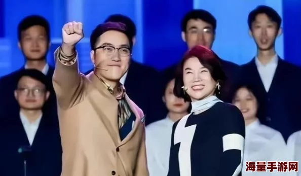 美女让我桶：最新动态曝光，网友热议其背后的故事与影响，引发广泛关注和讨论