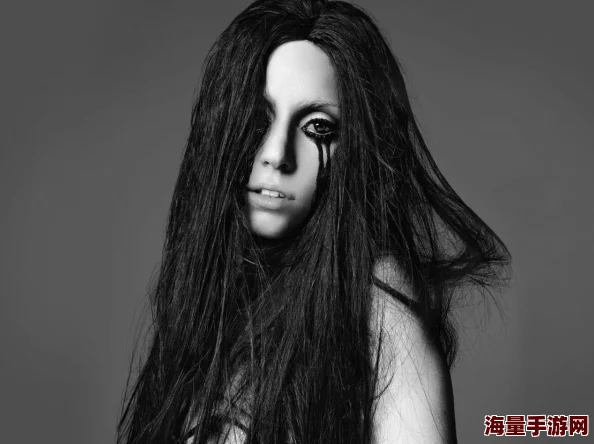探索337p极品美軳人人体的艺术魅力：揭示人体之美与摄影技巧的完美结合
