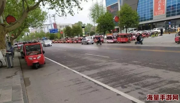 公交车乱轮事件引发广泛关注，相关部门已介入调查并加强公共交通管理措施