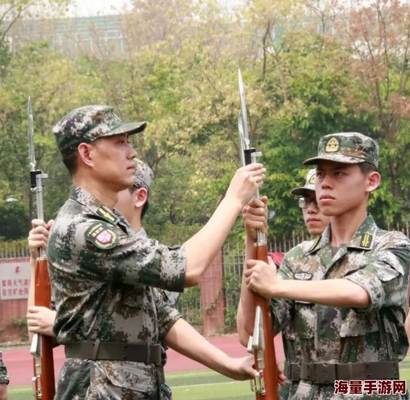 亚洲福利在线看教官与士兵