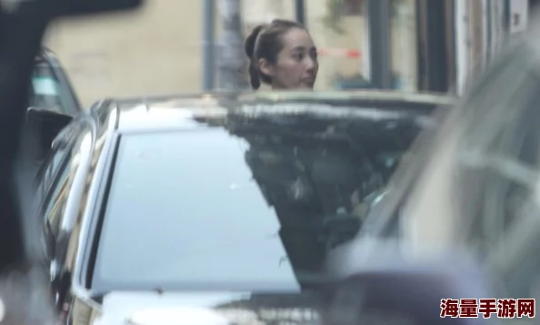娇妻被别人破了处绿帽小王得知后怒砸情敌车辆