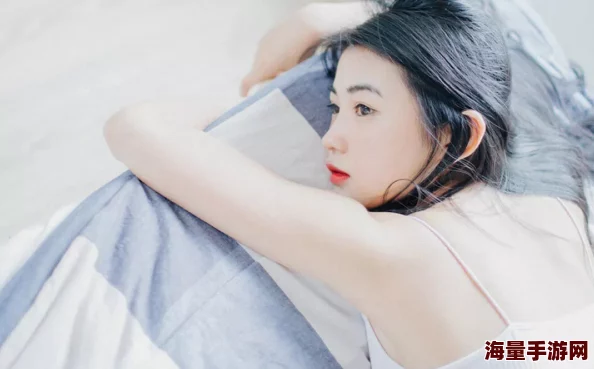 亚洲人成伊人成综合网久久久为师的爱徒人设，千万不能崩！