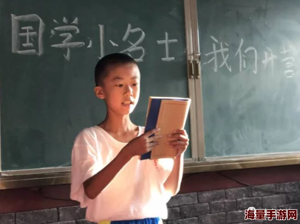 voyeurhit农村夫妻偷拍国学小名士第三季
