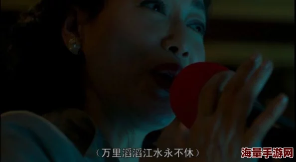 淫欲女飞贼这部电影讲述了一个充满诱惑与冒险的盗窃故事，情节跌宕起伏，令人目不暇接。