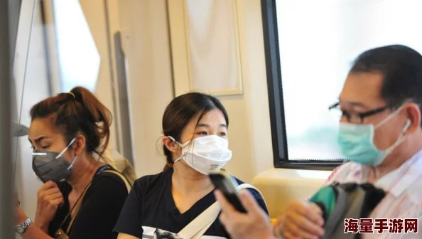 女子撒尿集合freehes近日在社交媒体上引发热议许多网友分享了相关视频和评论
