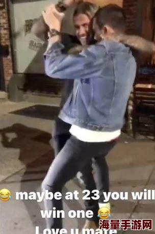 女子撒尿集合freehes近日在社交媒体上引发热议许多网友分享了相关视频和评论