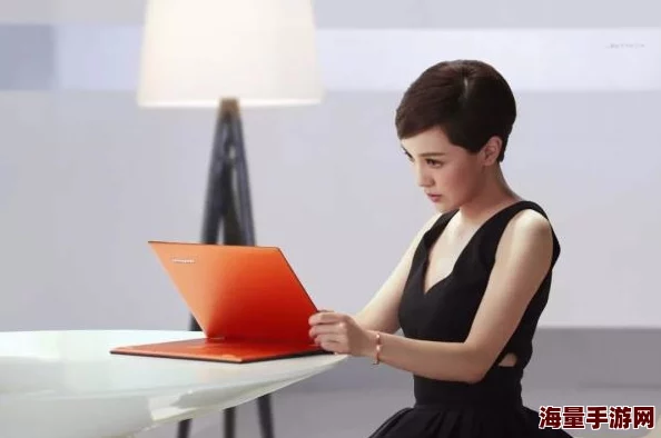 征服办公室里的美妇让我们在职场中相互支持，共同成长，创造积极向上的工作氛围